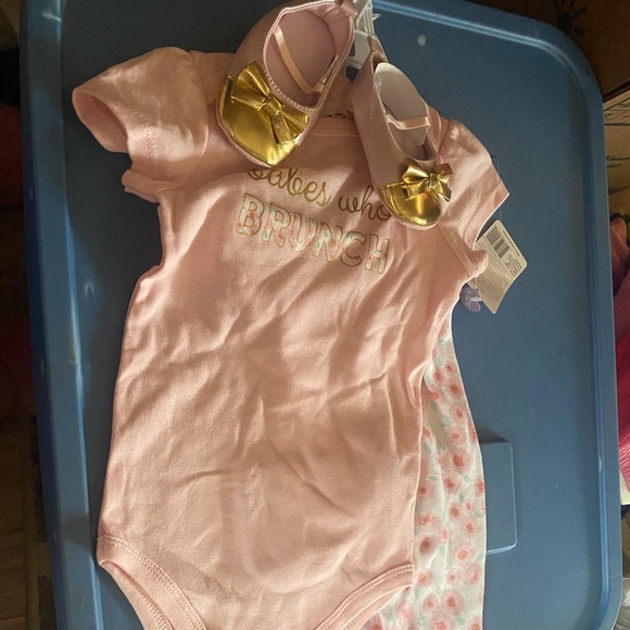 Girls set 6-9 months - Picture 3 of 4